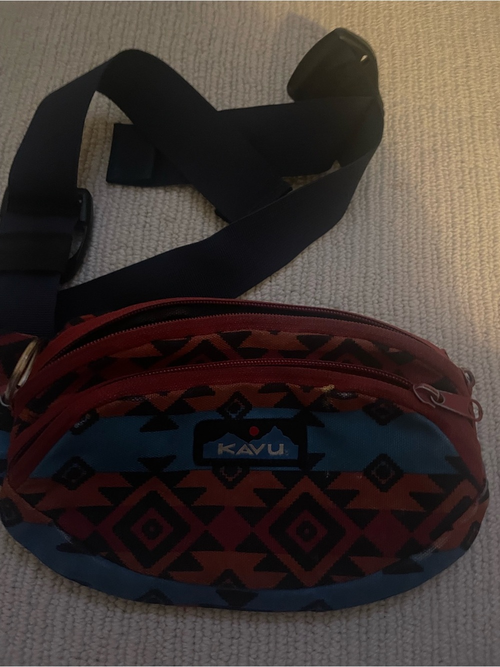 Kavu Aztec Print Hip Pack in Red & Blue c21